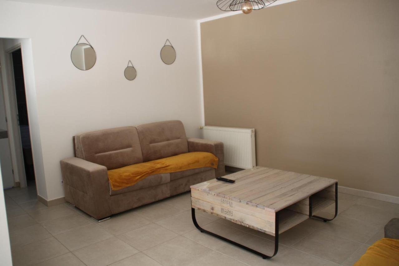 Bel Appartement En Campagne Grane Kültér fotó